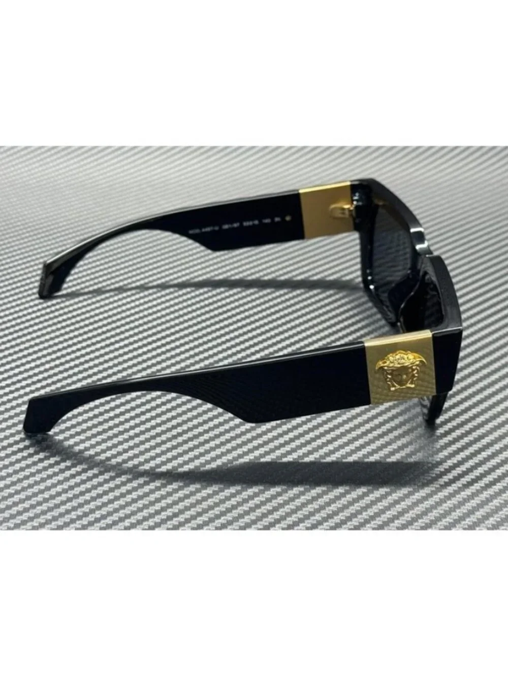 New Versace Women Black Sunglasses 53-15-140